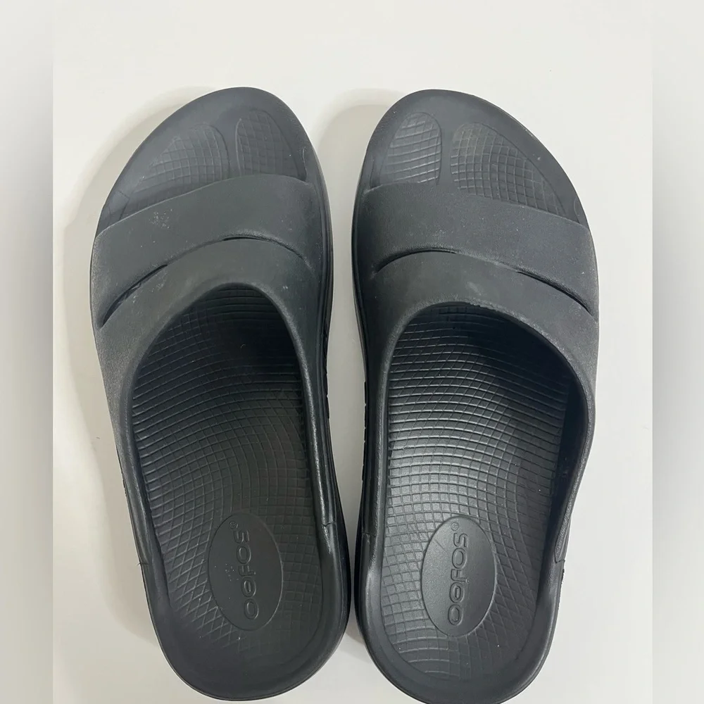 Oofos Ooahh Slides Black Size M 6 / W 8